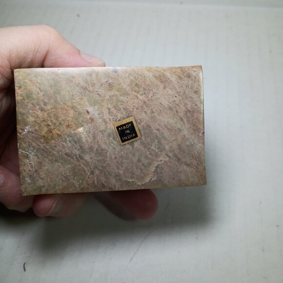 Vintage Handmade Soapstone Trinket Box Mother Of Pearl Floral Inlay Made India - Picture 5 of 7